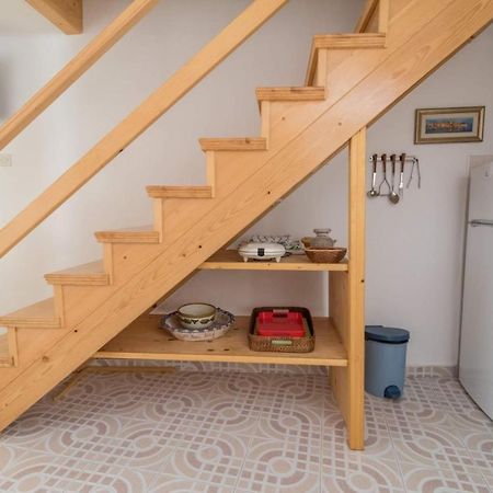 Rustica Appartement Vrbnik  Buitenkant foto